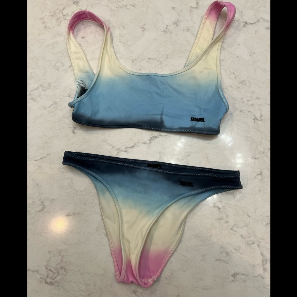 Rare Triangl bikini. EUC